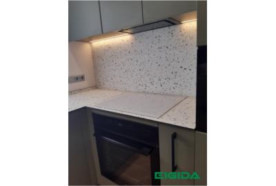 Žalia virtuvė – rafinuota ir elegantiška