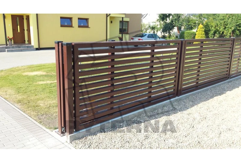 Stumdomi ir varstomi vartai su montavimo paslaugomis