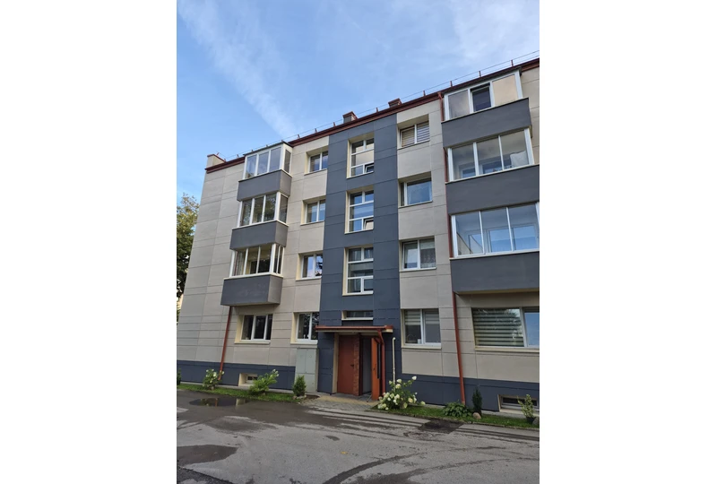 Butas Kretingos centre – patogus ir jau renovuotas||Renovuotas butas centre – mažos s?skaitos ir patogumas||Butas pa?iame Kretingos centre – idealu šeimai ar nuomai