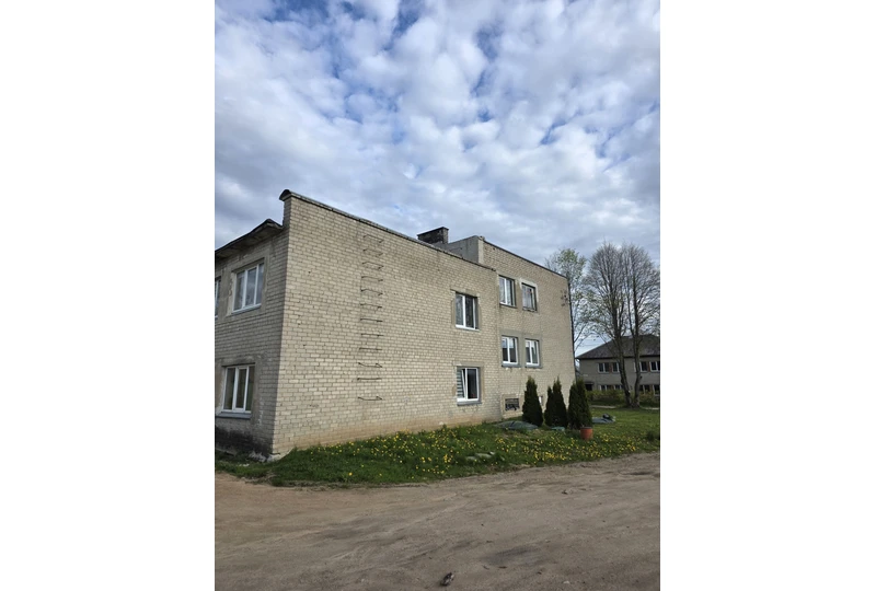 Erdvus 65 m² butas su sklypu ||3 kambariai ir 5 ar? žem? ramyb?je ||Namas kaime su erdve j?s? id?joms