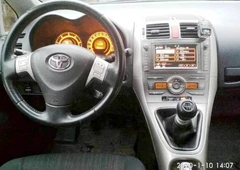 Toyota Auris nuoma Klaip?doje nuo 22€||Patikimas grandininis variklis be r?pes?i?||Kompaktiškas ir ekonomiškas miesto automobilis||Joki? ridos apribojim? nuomai Lietuvoje||Berakt? sistema ir visos patogumo funkcijos