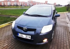 Išsinuomok Toyota Auris Klaip?doje nuo 25€