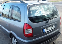Nuomojame patikim? Opel Zafir? Klaip?doje||Patogus minivenas 7 asmenims Klaip?doje||Ekonomiška nuoma nuo 11€ per par?||Opel Zafira 2.0 dyzelis be išeigini?||Nuoma Klaip?doje: 5 asmenys+bagažas||Dirbame kasdien nuo 08:00 iki 21:00||Manevringas ir tvarkingas automobilis nuomai||Patarimas: civilinis draudimas ir pagalba kelyje