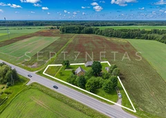 R?stin? sodyba su k?dra ir 43 a sklypu||84 kv. m sodyba su žaluma ir k?dra||Žalias sklypas su k?dra prie Kartenos||R?stin? sodyba 1930 m – rami gamtos oaz?||Parduodama sodyba su vaismedžiais ir k?dra