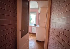 Butas Kretingos centre – viskas po ranka||Renovuotas butas su mažomis šildymo s?skaitomis||Patogus 2 aukštas su parkavimo vieta centre||Investicijai ar sau – butas Kretingos širdyje||Erdvus butas j?s? id?joms Kretingos centre||Kretingos centras – renovuotas butas su parkavimu