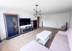 Erdvus namas Kretingoje prie parko||Namas 2 šeimoms su garažu ir sklypu||375 kv.m. namas šalia miesto infrastrukt?ros||Gyvenk gamtos apsuptyje su visais patogumais||Puiki vieta šeimai – namas su visais pastatais