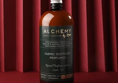 Prabangus kvapas skalbimui: Alchemy ministras